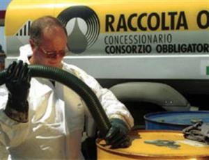 Come smaltire e riciclare correttamente l olio esausto della frittura